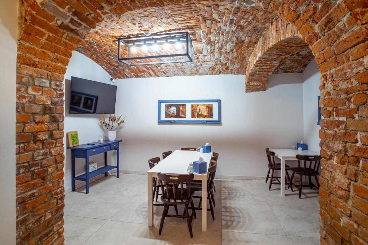 Aparthotel Zakatna B&B Tarnow Extérieur photo