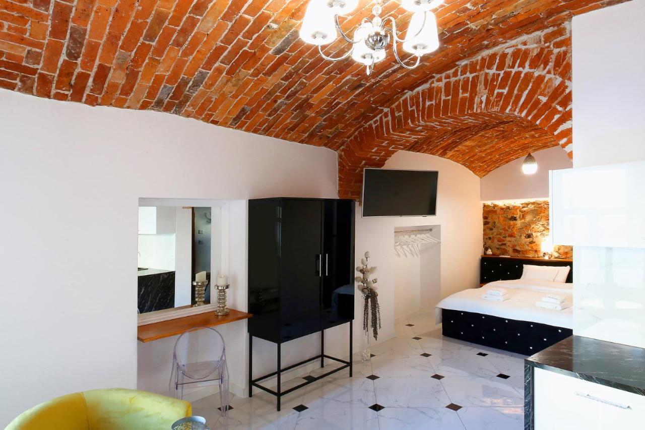 Aparthotel Zakatna B&B Tarnow Extérieur photo